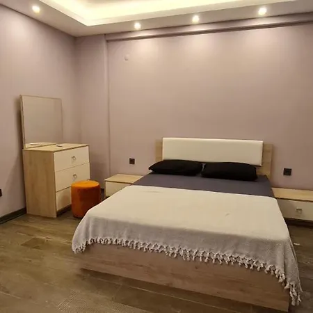 빌라 Oezel Havuzlu Lueks